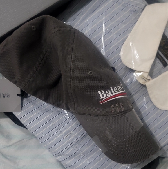 BalenciagaWomen's Political Campaign Cap In Smoked Gray - Picture 5 of 5